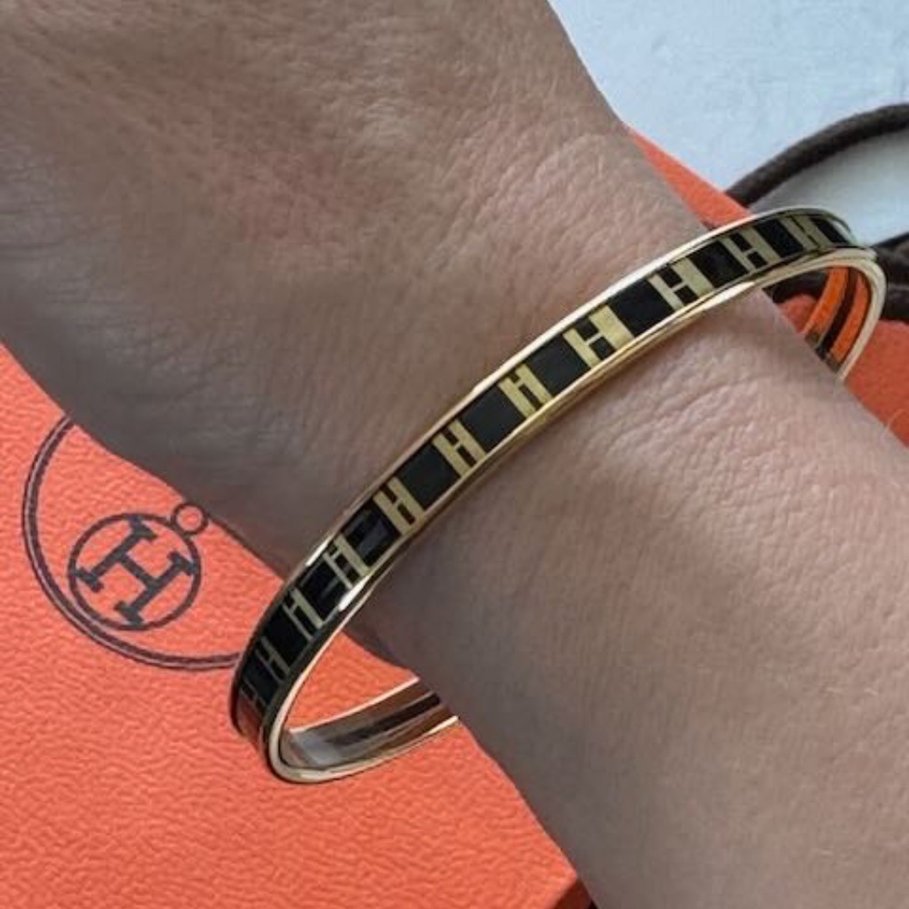 NWT Hermes Black & Gold Bangle Bracelet Geometric H Pattern